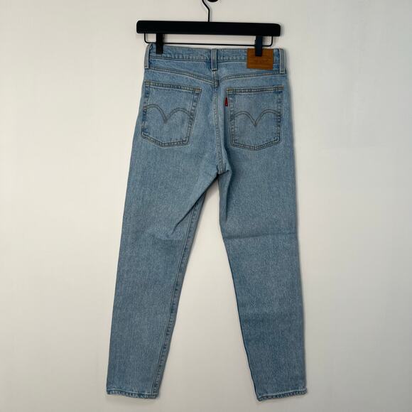 Levis Button Fly Wedgie Tapered Leg Denim Jeans Blue Light Wash Size 26 Retro - Picture 9 of 10